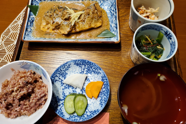 ふたば葵の「日替わり煮魚定食（さばみそ） 」