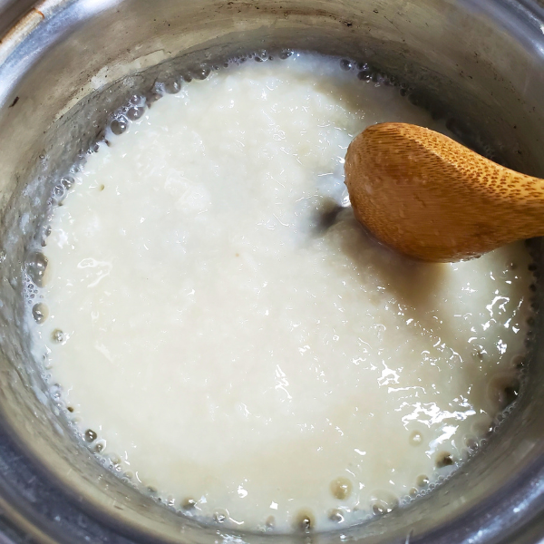 麹甘酒の火入れ作業